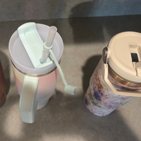 Stanley Tumbler Set with Straws EUC - Picture 2 of 5